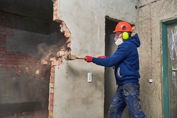Concrete Wall Demolition in Valdosta